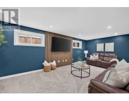23 CONFEDERATION DRIVE - 22