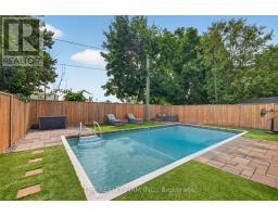 23 CONFEDERATION DRIVE - 38