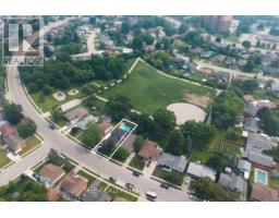 23 CONFEDERATION DRIVE - 42