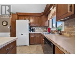238 STARLIGHT AVENUE - 10
