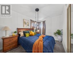 238 STARLIGHT AVENUE - 17