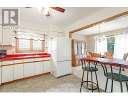 385 WELLINGTON STREET - 13