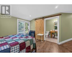 429 JARVIS STREET - 17