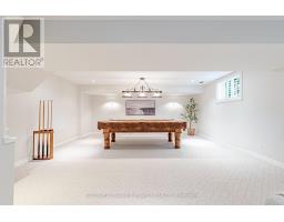 12 DAVENTRY WAY - 31