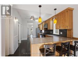 764 CURRY STREET - 10