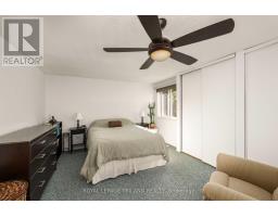 14 - 300 SANDRINGHAM CRESCENT - 20