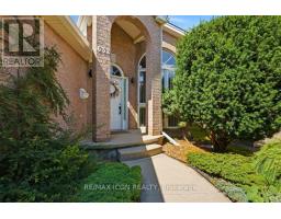 632 THORNWOOD DRIVE - 2