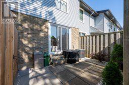104 - 70 FIDDLERS GREEN ROAD - 18