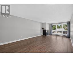 222 - 15 JACKSWAY CRESCENT - 9
