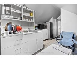 193 WHARNCLIFFE ROAD N - 21