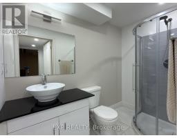 608 HIGHVIEW DRIVE - 36