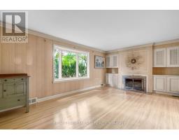 463 RIVERSIDE DRIVE - 7