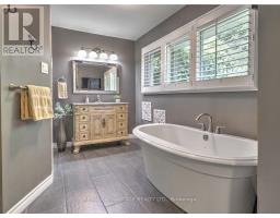 467 JELLICOE CRESCENT - 21