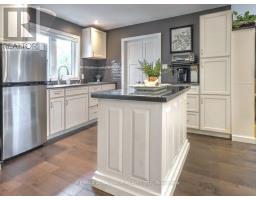 467 JELLICOE CRESCENT - 27