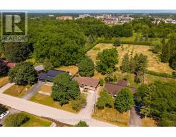 85 BLOOMFIELD DRIVE - 2