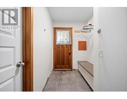 85 BLOOMFIELD DRIVE - 24