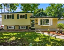 45 AMY CRESCENT - 2