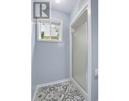 9 YARMOUTH DRIVE - 25