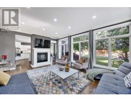 2 HAVENWOOD WAY - 12