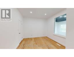 686 ELIAS STREET - 19