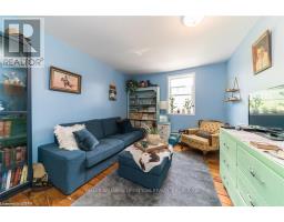 492 EMERY STREET E - 9
