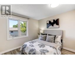 665 UPPER QUEEN STREET - 20