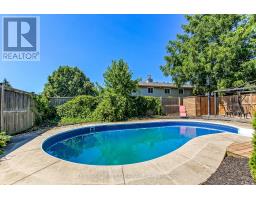 665 UPPER QUEEN STREET - 34