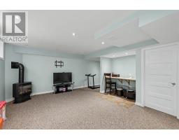 219 PICTON STREET E - 30