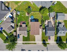 219 PICTON STREET E - 38