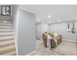 146 GOLFDALE CRESCENT - 28