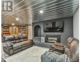 425 QUEEN STREET - 25