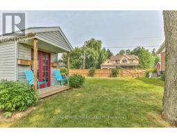 425 QUEEN STREET - 39