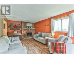 425 QUEEN STREET - 6