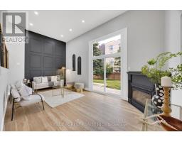 UNIT 6 - 40 FAIRFAX COURT - 1