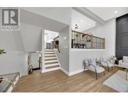 UNIT 6 - 40 FAIRFAX COURT - 12
