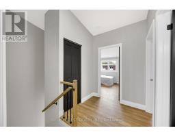 UNIT 6 - 40 FAIRFAX COURT - 27