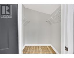 UNIT 6 - 40 FAIRFAX COURT - 30