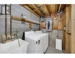 UNIT 6 - 40 FAIRFAX COURT - 40