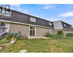 UNIT 6 - 40 FAIRFAX COURT - 41
