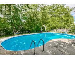 79 GREENBRIER CRESCENT - 45