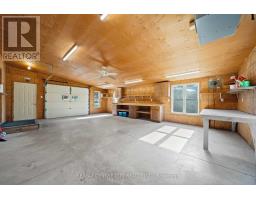 40 CHESTNUT STREET W - 33