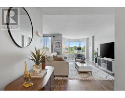 507 - 30 CHAPMAN COURT - 7
