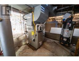240 MAITLAND STREET - 15