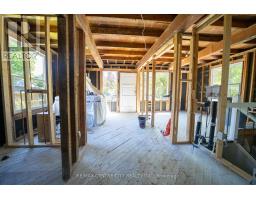 240 MAITLAND STREET - 7