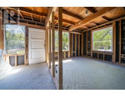 240 MAITLAND STREET - 8