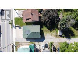 40 CARADOC STREET N - 43