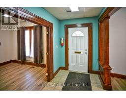 40 CARADOC STREET N - 9