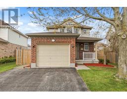 46 BELLROCK CRESCENT - 2