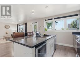 28 TWEEDSMUIR AVENUE - 18