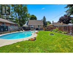 28 TWEEDSMUIR AVENUE - 45